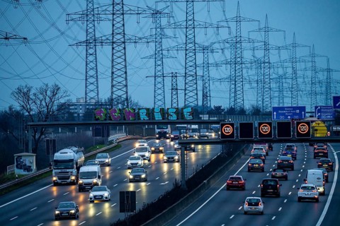 A57 motorway near Kaarst in the Rhine district of Neuss, view in the direction of the Kaarst