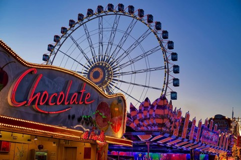 Ferris wheel, Europa Rad, rides, stall, advertising, confectionery, movement, motion effect, neon