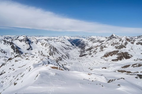 Mountain landscape with snow, mountain panorama with view of the Dürrboden mountain valley, on the