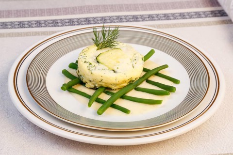 Swabian cuisine, oven-baked pike-perch on princess beans with lemon sauce, fish dish, pike-perch