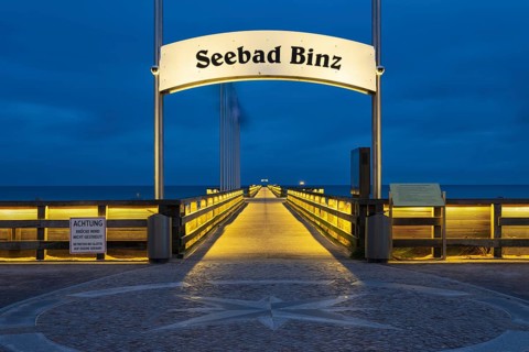 Seebrücke, Seebad Binz, Island of Rügen, Mecklenburg-Vorpommern, Germany, Europe