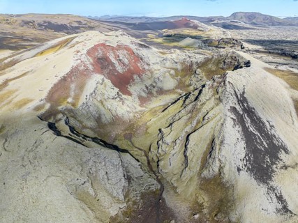 Moss-covered Laki crater or Lakagígar, series of craters, aerial view, interior highlands of