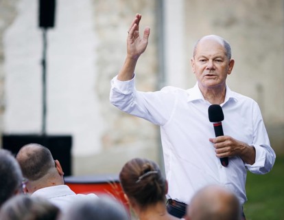 Federal Chancellor Olaf Scholz, (SPD), pictured during a citizens' dialogue in Seelow. 29.08.2024