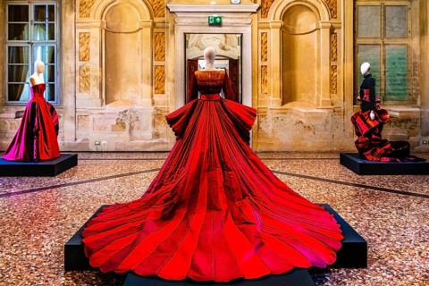 Red silk Mikado wedding dress in various shades of red with embroidered bodice, 2009, exhibition of