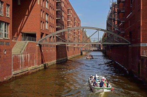 Europe, Germany, Hamburg, Speicherstadt, Kehrwiederfleet, barge, canal cruise, Hamburg, Hamburg,