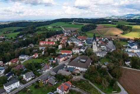 Drone image, view of village with church, Aschach an der Steyr, Traunviertel, Upper Austria,