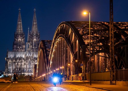 Cologne Cathedral, has been shining in new light since Easter 2025, the old metal halide lamps have