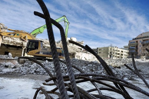 Demolition ruins of the Angererstraße 9 post office, subject of economic crisis, Munich, Bavaria,