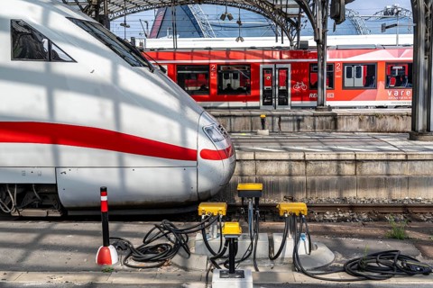 Digitalisation at Deutsche Bahn, in the yellow cable protection and distribution boxes the data