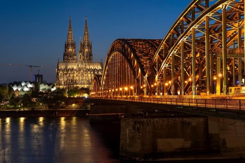 Cologne Cathedral, has been shining in new light since Easter 2025, the old metal halide lamps have