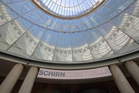 Kunsthalle Schirn with round glass dome, glass window, glass building, inscription, modern
