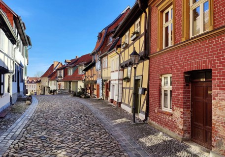 Half-timbered houses with cobblestones in Wassertorstraße, Old Town of the World Heritage City of