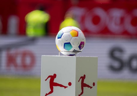 Kaiserslautern, 20 April 2024: Close-up of the Derbystar Bundesliga Brillant APS, the official
