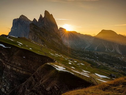 Fermeda Towers, Odle peaks at sunrise, Seceda, Puez-Odle nature park Park, Dolomites, South Tyrol,