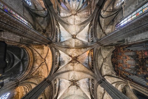 Ceiling vault in the main choir, Cathedral, Catedral de la Santa Creu i Santa Eulalia, Barcelona,