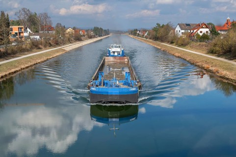 Cargo ship on the Main-Danube Canal, Möhrendorf, Bavaria, Germany, Europe