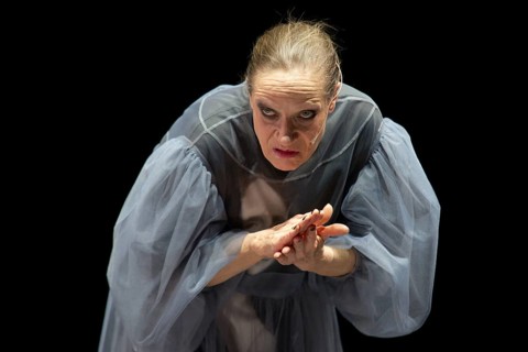 Kate Strong (Mary Shelley), FRANKENSTEIN (after Mary Shelley), photo rehearsal on 20.03.2025 at the