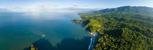 Aerial view, ocean and coast with rainforest, Playa Ventanas, Puntarenas province, Costa Rica,