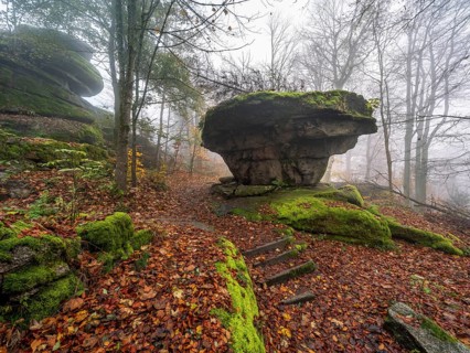Devil's Table rock formation, Großer Waldstein, Fichtelgebirge, Upper Franconia, Franconia,