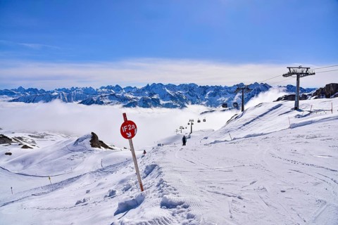 Ski piste in the Hoher Ifen ski area in Kleinwalstertal, in Allgäu, Vorarlberg, Austria, Europe