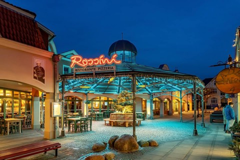 The Italian restaurant Rossini in the Baltic seaside resort of Kühlungsborn at dusk,