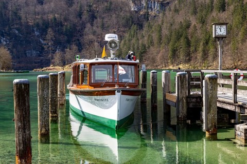 Excursion boat at Königssee, Schönau am Königssee, Berchtesgadener Land, Upper Bavaria, Bavaria,