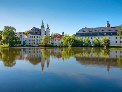Blankenhain Castle, German Agricultural Museum, water reflection, Crimmitschau, Saxony, Germany,
