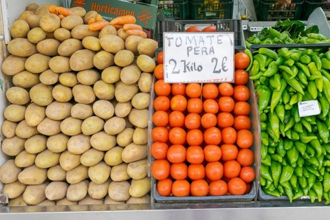 Vegetables, potatoes, tomatoes, chilli pepper, market, Mercado central, Cadiz, Spain, Europe
