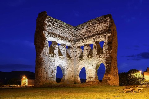 Temple of Janus, first-century tower, blue hour, blue hour, Autun, Saône-et-Loire department,
