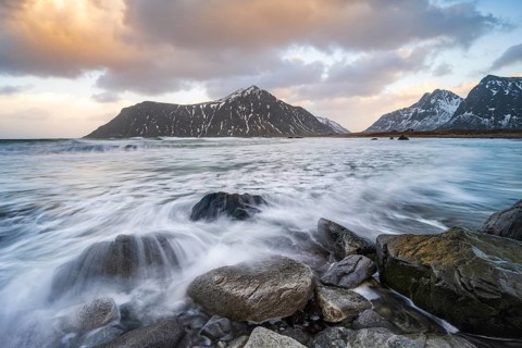 Coast near Skagsanden beach, Flakstad, Lofoten, Norway, Europe