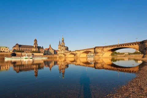 DEU Saxony Dresden Dresden Silhouette