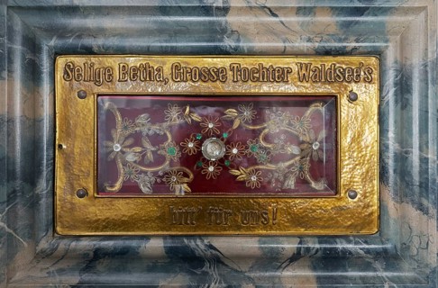 Reliquary of Blessed Betha, Good Beth, Elisabeth Bona, St Peter's Collegiate Church, Bad forest