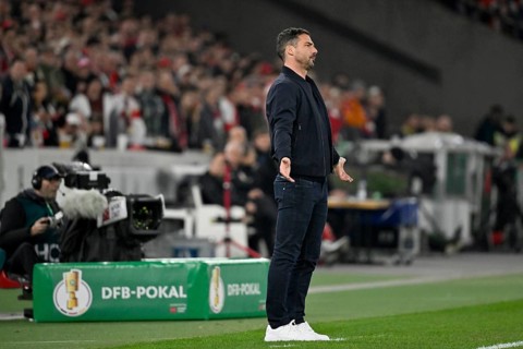 Coach Coach Zsolt Löw RasenBallsport RB Leipzig RBL Gesture Gesture TV camera Semi-final, DFB Cup,