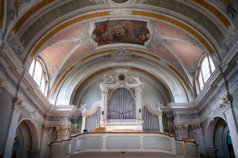 Organ, organ loft, church Basilica Parrocchiale SS. Filippo e Giacomo, Cortina d'Ampezzo, Province
