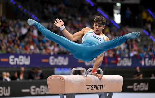 Caedan Mcilhatton AUS pommel horse action gymnastics, EnBW DTB-Pokal, Porsche-Arena, Stuttgart,