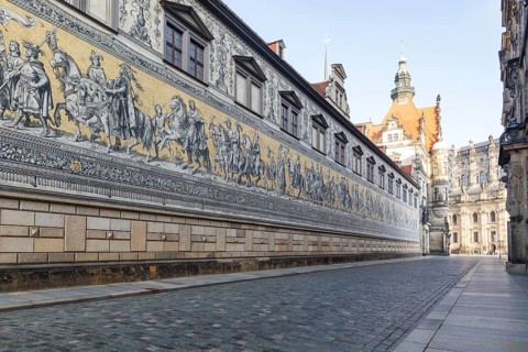 Procession of princes in Augustusstraße with Georgentor, Dresden, Saxony, Germany, Europe
