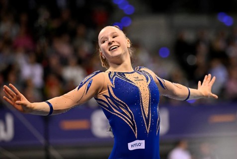 Silja Stöhr GER cheers after her routine on the balance beam Gymnastics action, EnBW DTB-Pokal,