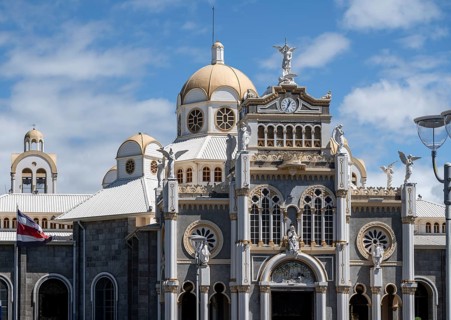 Exterior view, Basílica de Nuestra Señora de Los Ángeles, Cartago, Costa Rica, Central America