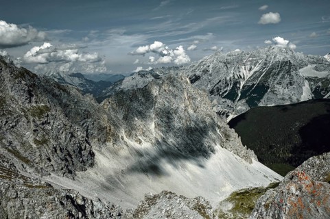 Dramatic weather mood, At the Hafelekar, View from the Karwendelblick of the Innsbruck Nordkette to