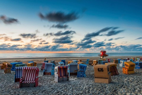 Evening sky, beach chairs, beach, tourism, travel, holiday, North Sea, North Sea island, Langeoog,
