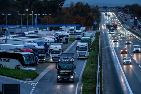 Rest area Ohligser Heide West, on the A3 motorway, direction Cologne, near Solingen, full truck
