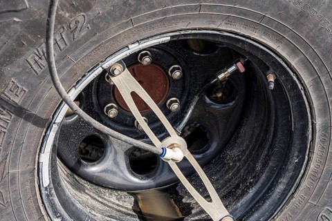 4x4 jeep with system for adjusting the tire pressure while driving, Iceland, Europe
