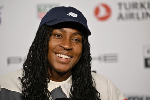 Coco Gauff USA portrait, smiles, press conference, press conference, interview, microphone, mike,