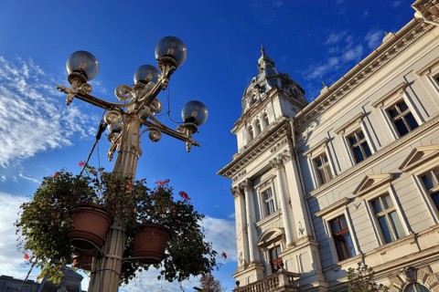 Banat, city of Arad, city centre, Csanad Palace on City Hall Square, Romania, Europe