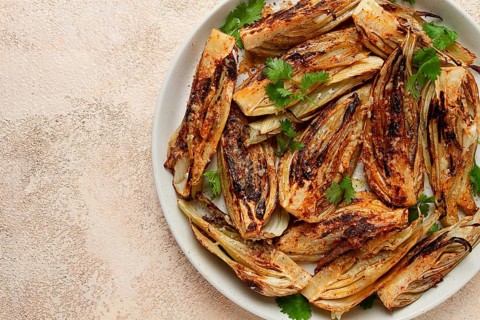Baked, oven-baked fennel, with spices, in olive oil, homemade, no people