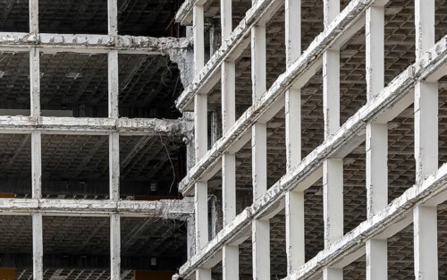 Demolition of office tower at the Urania. The administration building, built in 1967, will be