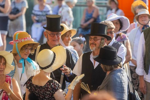 Dresden celebrated the 250th birthday of Caspar David Friedrich with a birthday party and a big
