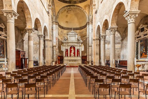 The church of San Frediano, view from the entrance to the altar, historic city centre, Lucca,