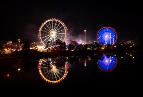 Night shot, overview, reflection in the river Neckar, Ferris wheel, Europa Rad, Gladiator, rides,