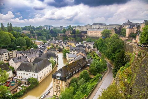 City panorama of Luxembourg: View of the historic Grund district and the Alzette river